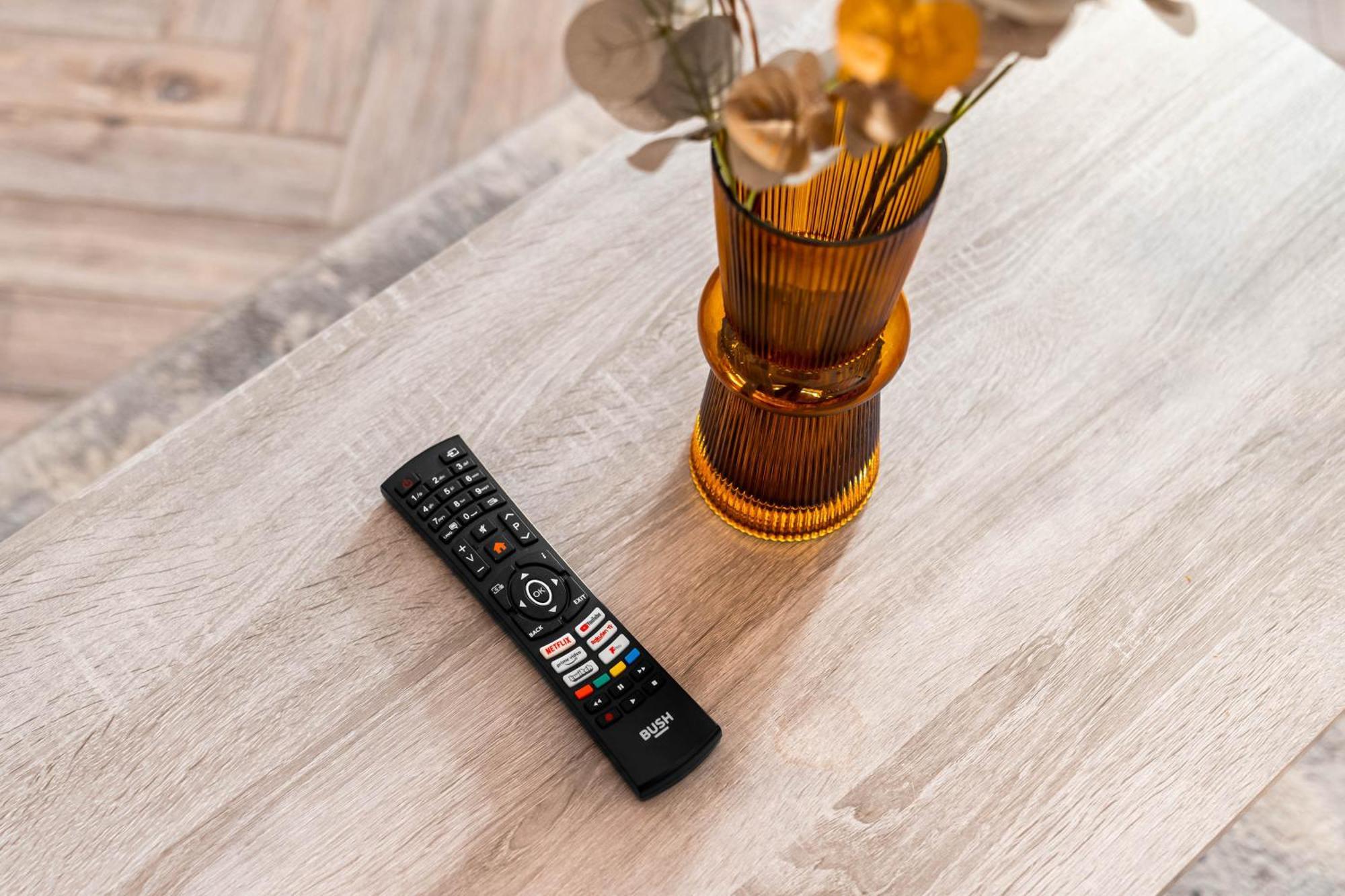 Luxury Apartment - Wolverhampton - Netflix - Smart Tv - Fast Wifi - 7Apc Extérieur photo